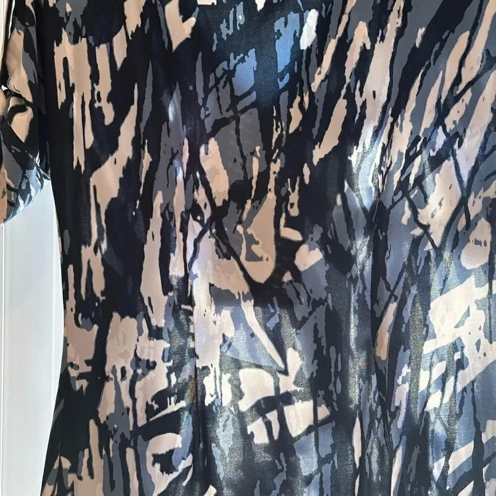 BCBGMaxAzaria Blue Print Dress. Size S. - Picture 9 of 9